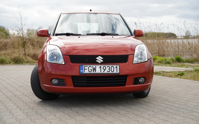 Suzuki Swift cena 14800 przebieg: 131000, rok produkcji 2007 z Jędrzejów małe 172